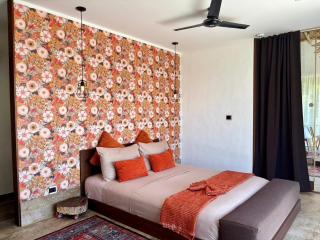 Guest suite VENUS, Boracay, cosy ocean view home with pool - 2