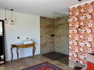 Guest suite VENUS, Boracay, cosy ocean view home with pool - 8