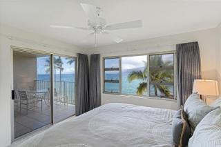 ROYAL MAUIAN, #405 - 9