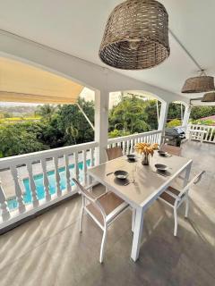 Villa tropicale avec piscine, terrasses et jardin - 3