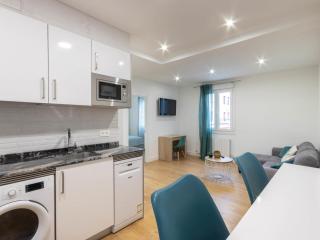 Bilbao Indautxu III by Aston Rentals - 2