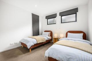 Edi Gardens House, spacious and free parking - 2