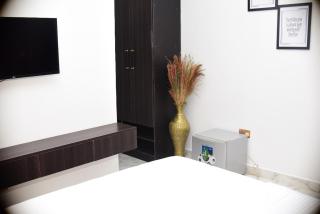 De Grand Vale Hotel and Suite - 3
