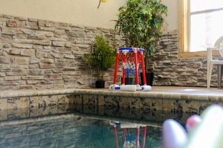 Whispering Pines Retreat By Ghosal Luxury Lodging - 4