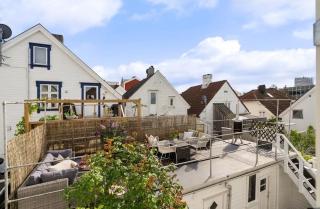 Sentrum Duplex & Big Backyard, Perfect for ONS - 3