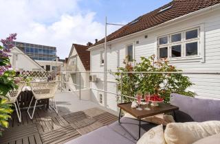 Sentrum Duplex & Big Backyard, Perfect for ONS - 1