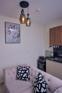 Secure Studio with Wi-Fi - 3