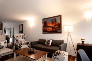 Stylish 2-Bedroom Retreat with Private Garden & Braai in Fourways - 2