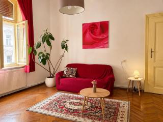 Elegant Apartment in Sibiu Historic Center - 2
