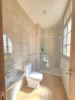 Harrys Inn Guesthouse - 7