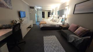 Top Floor Ocean View room - 8