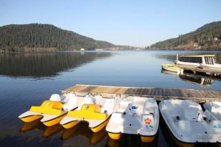 Warm 29m with balcony and lake view - 9