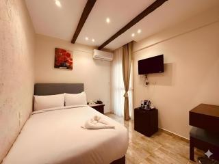 New Giza Pyramids INN - 1