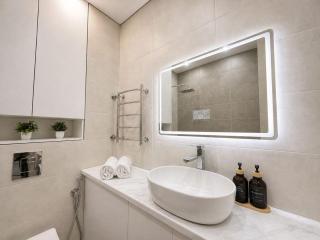 Metro, Center - 2 room apartment - Rayimbek - 2