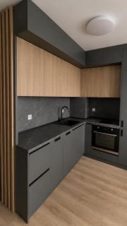 Comfy 1BR Apartment with Sea View - 5