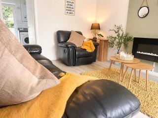 Woody Bank 3 Bed Sleeps 5 Parking WiFi Contractors - 6