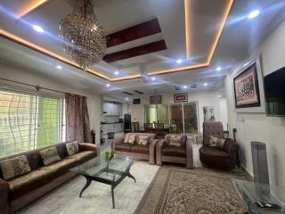Haven Pine View Murree - 3BR Home with Balcony, BBQ - Murree - 5