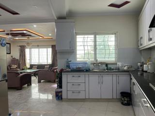 Haven Pine View Murree - 3BR Home with Balcony, BBQ - Murree - 3