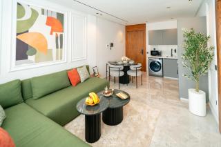 Luxury Stay Oasis Station Free Parking Fast Wi-Fi - 2