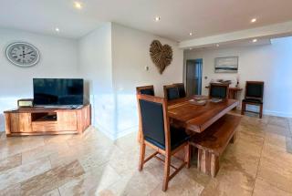 Trewhiddle Retreat V19 by Together Travel - Luxury 4-Bedroom Villa - 6