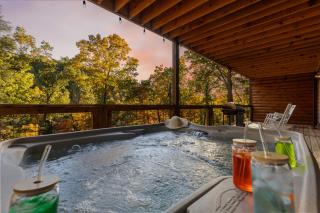 Escape to Elegance by Ghosal Luxury Lodging - 1
