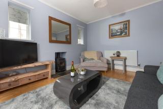 Mermaid Cottage - Parking, pet friendly, enclosed garden - 4