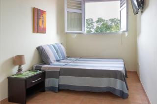 Le Lamentin - Patio - TV - 1