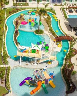 Exclusive Resort - 0