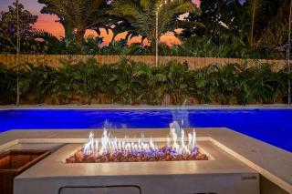 NEW Bali Resort Style Villa with Vast Pool & Jacuzzi and Outdoor Grilling - 6