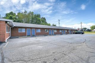 Starlite Motel - Heath - 2