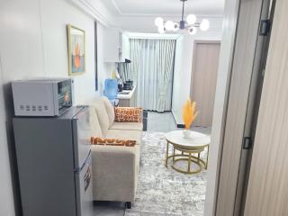 Qwamby's Haven - 1