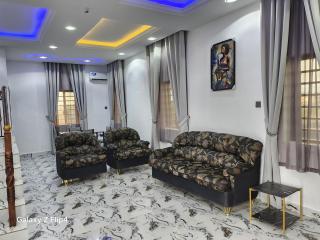 Riverside Estate House - 7