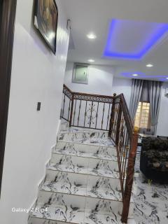 Riverside Estate House - 4