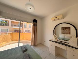 Pafilia garden 7- Quiet & Central two bedrooms Apartment - 6