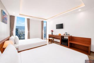 Merry Land Hotel Da Nang - 4