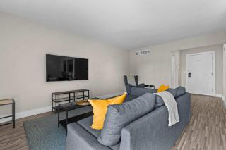 Elegant Escape Prime Location & Style - 8
