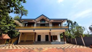 Mansion House Retreat Homestay - 3