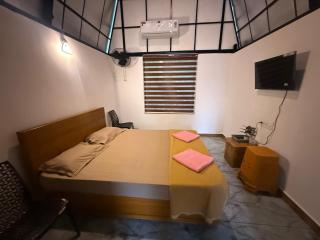Zerahs Villa - Single Room with Extra upstair Bedspace - 4