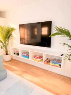 Tropical Luxe Villa-Near Airport, Minutes to Lido key beach, Downtown and Dining - 8