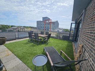 Travaal - 1 Bedroom Apartment Farnborough - 0