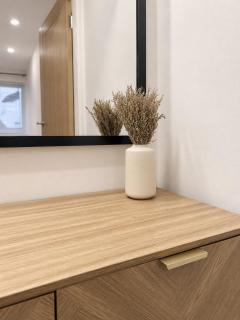 City Escape Free Parking Decking Sleeps 6 - 2