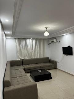 Appartement 2 chambres à 250m de la plage, propre & bien équipé - 8