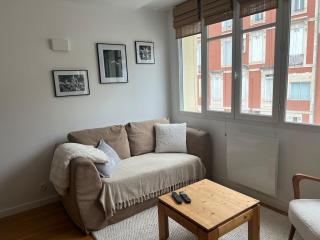 Chez Sabrina et Alain Cozy apartment - mountain view - very central - 4 people - 3
