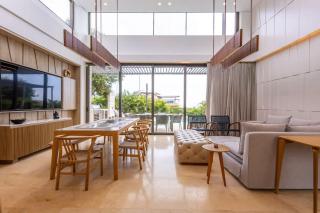 Incredible 4BR villa with ocean view in Calablanca - 4