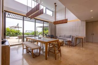Incredible 4BR villa with ocean view in Calablanca - 3