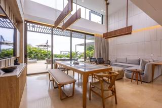 Incredible 4BR villa with ocean view in Calablanca - 1