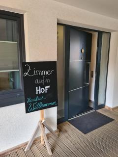 Zimmer auf'm Hof - 3