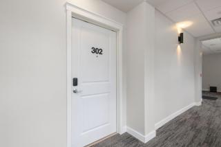 Golden View 3BD 25BA Balcony - 8