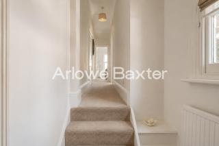 Charming 2BR Streatham Stay Near Station & Common - 7