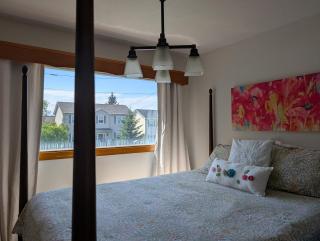 Quiet 4 bedroom home in Bedford near parks & shops - 6